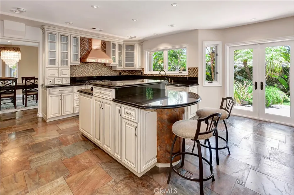 3140 E Bradbury Court Orange, CA 92867