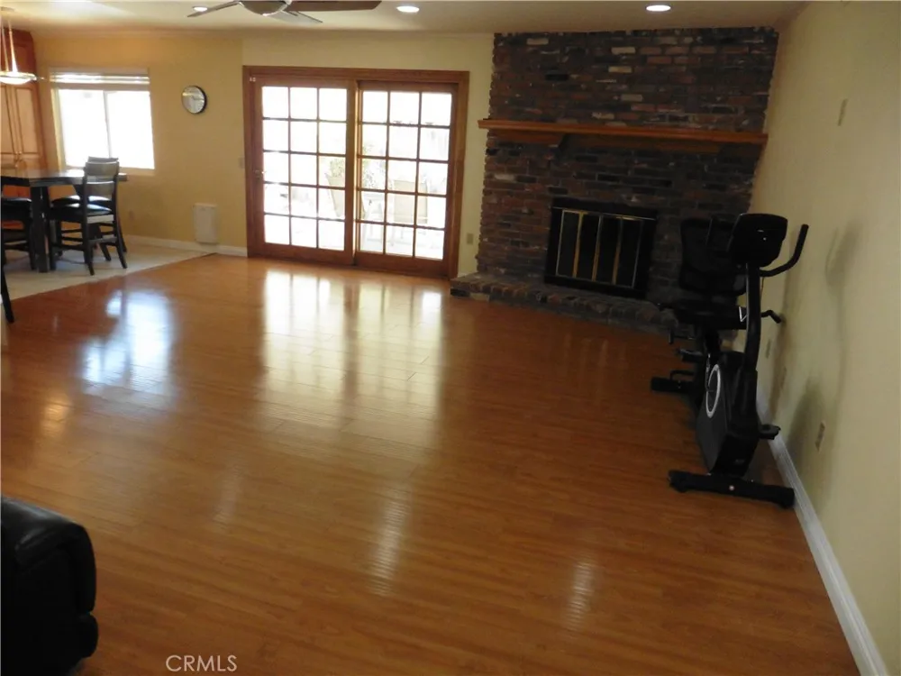 706 W Wistaria Avenue Arcadia, CA 91007