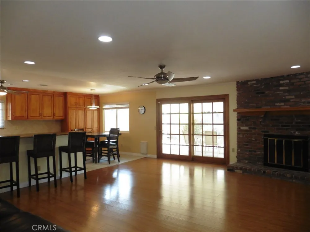 706 W Wistaria Avenue Arcadia, CA 91007