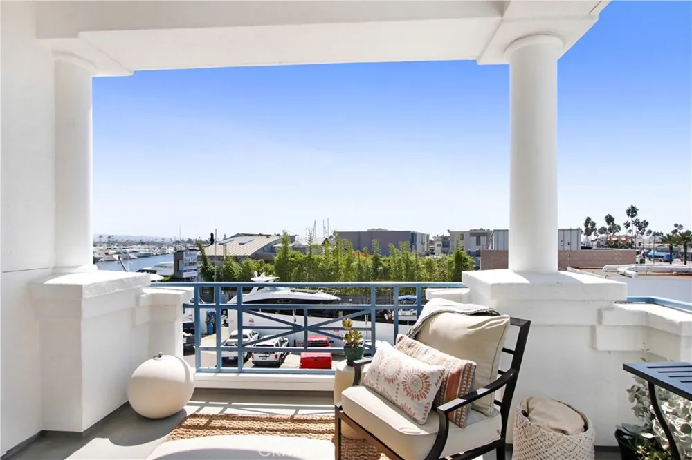 2600 Newport Newport Beach, CA 92663