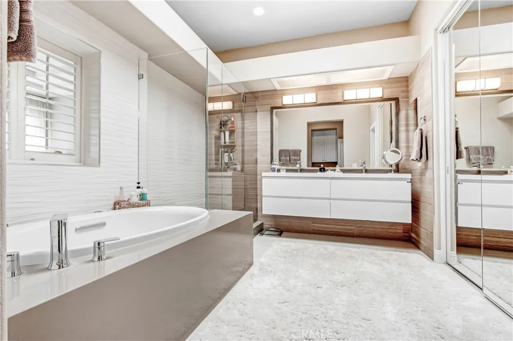 2600 Newport Newport Beach, CA 92663