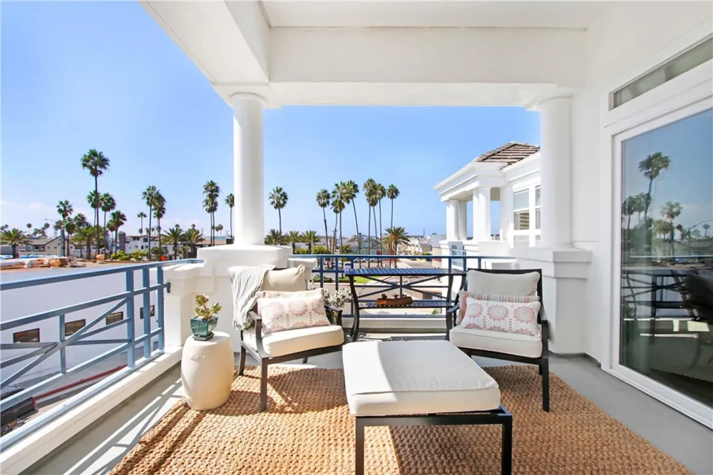 2600 Newport Newport Beach, CA 92663