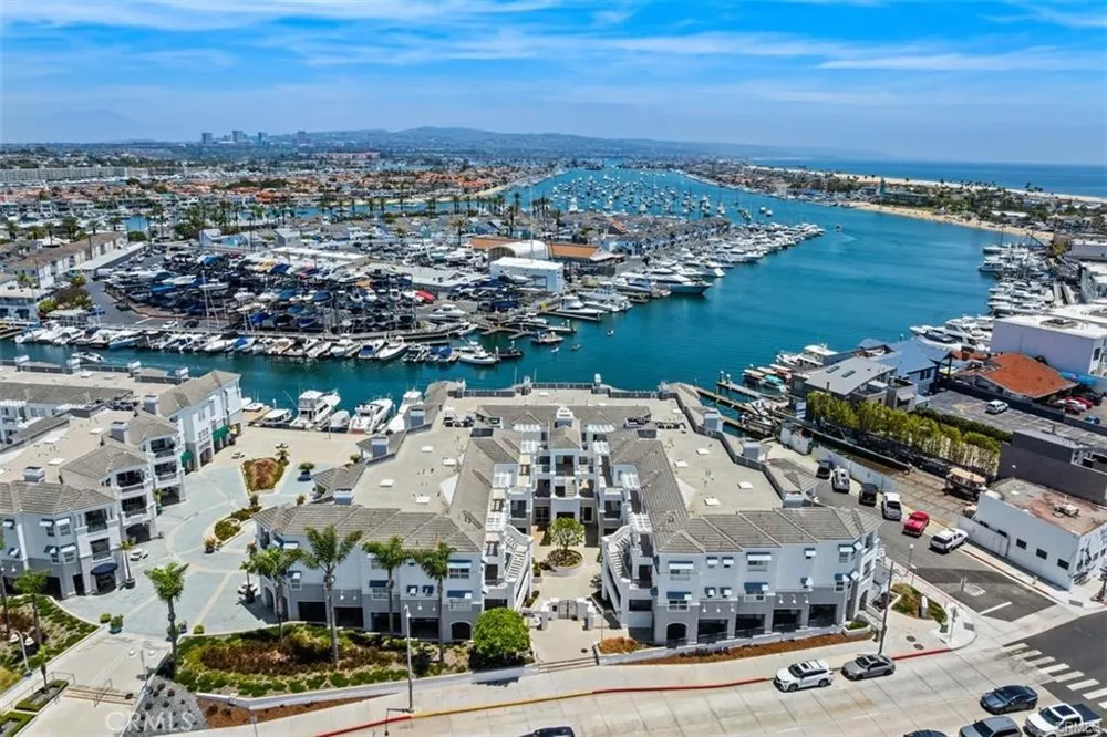 2600 Newport Newport Beach, CA 92663