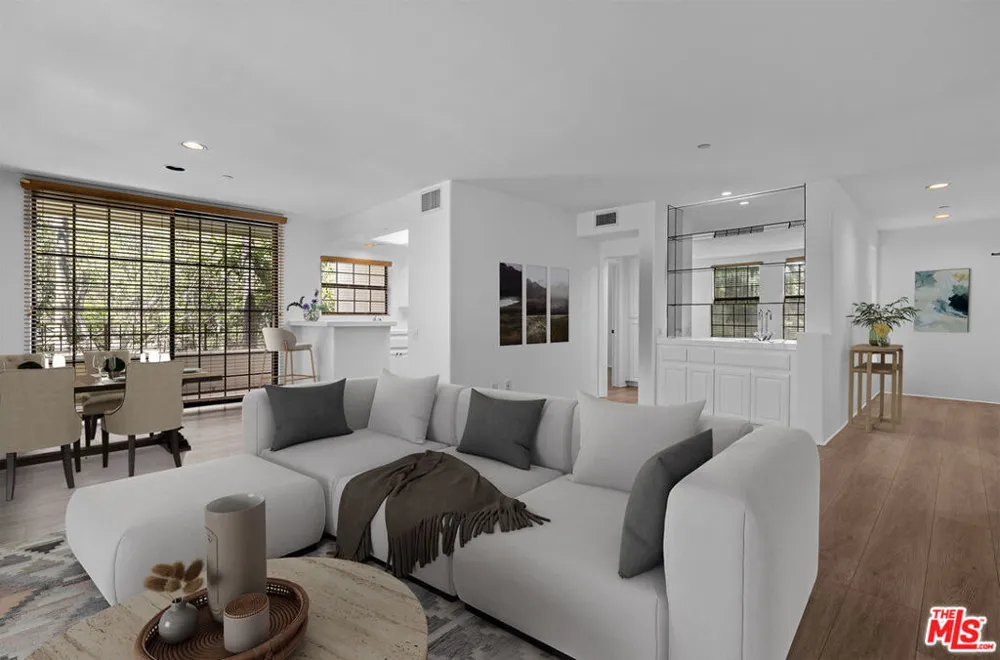 555 S Barrington Avenue #314 Los Angeles, CA 90049