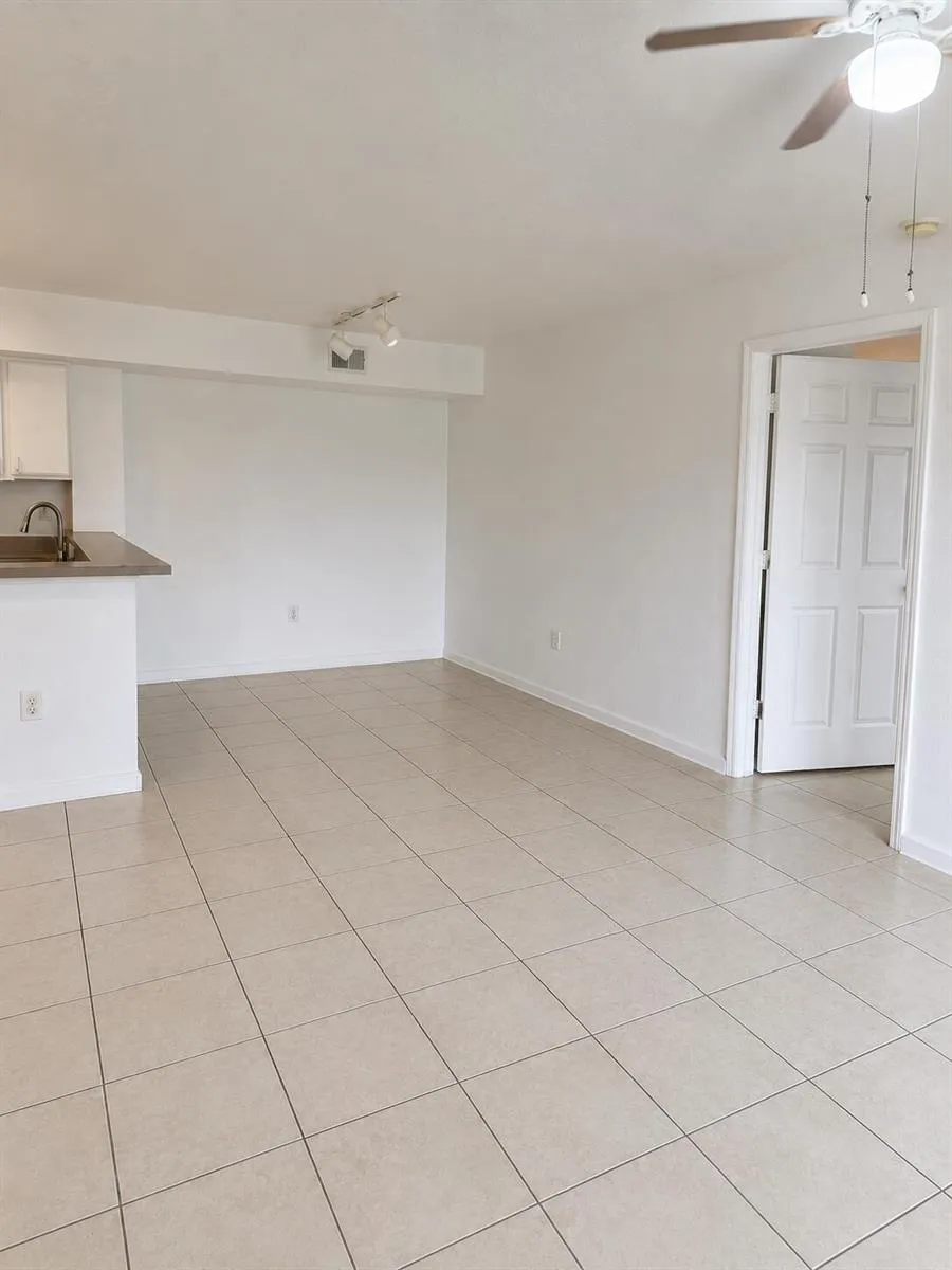121 SW PALM DRIVE #104 Port St. Lucie, FL 34986
