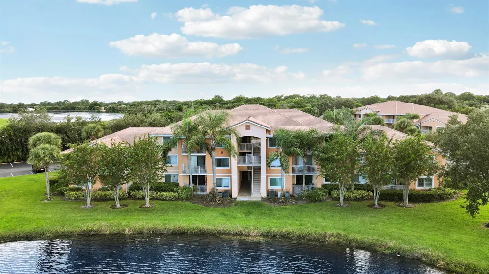 121 SW PALM DRIVE #104 Port St. Lucie, FL 34986