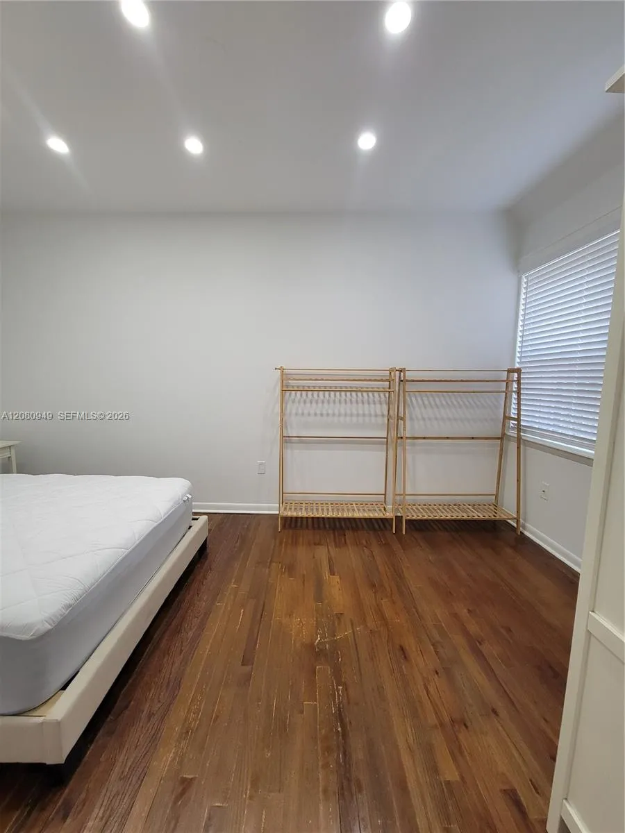 1521 Lenox Ave #105 Miami Beach, FL 33139