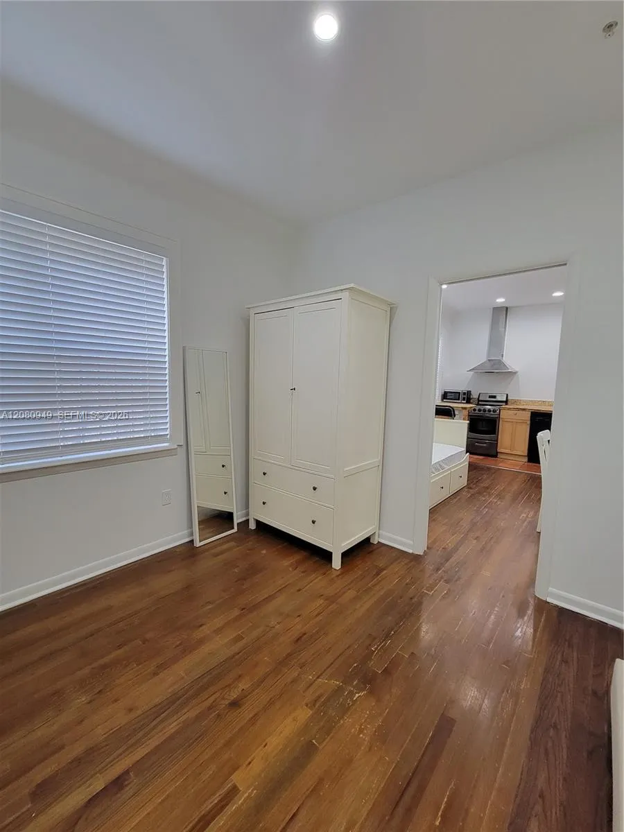1521 Lenox Ave #105 Miami Beach, FL 33139