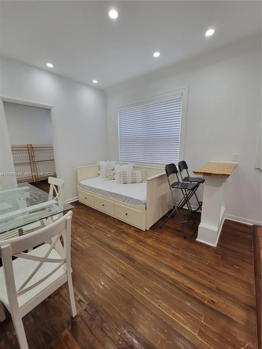 1521 Lenox Ave #105 Miami Beach, FL 33139