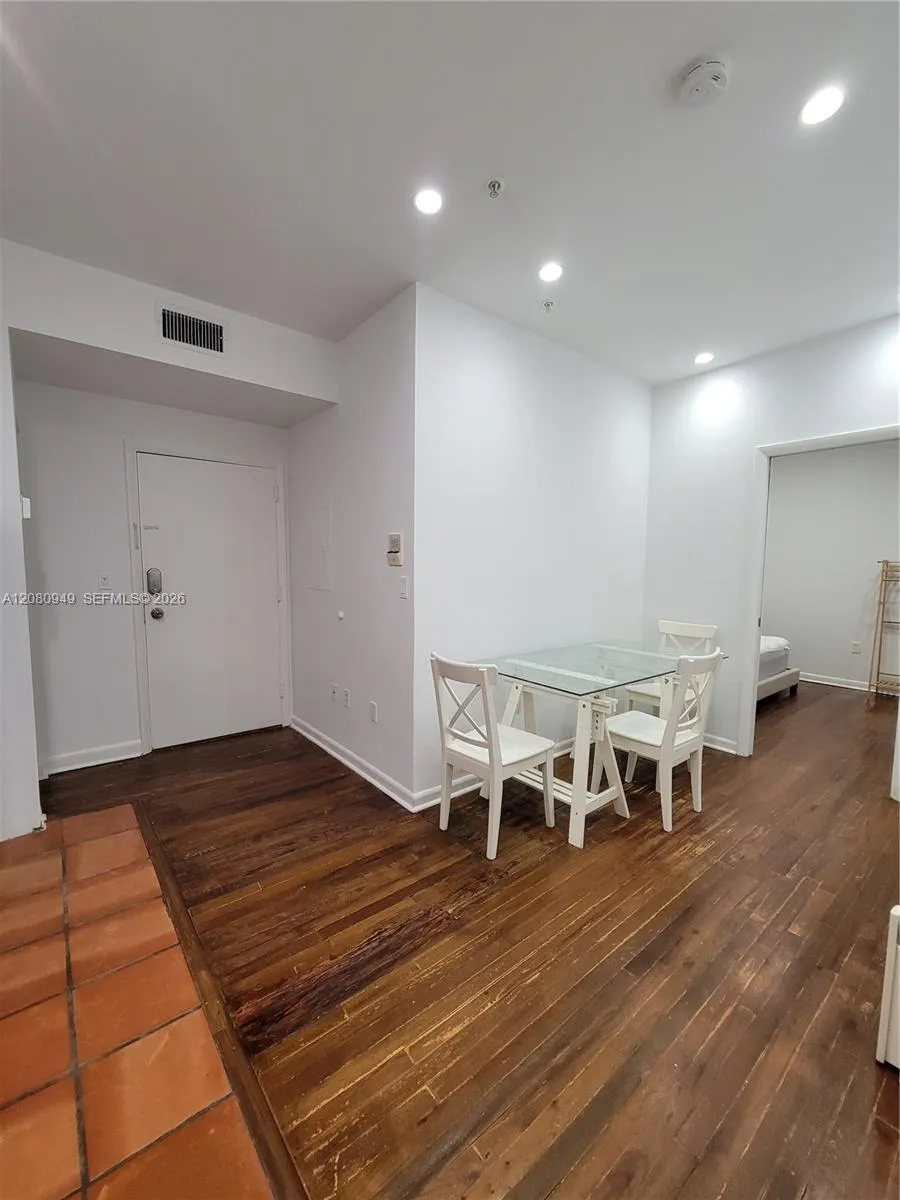 1521 Lenox Ave #105 Miami Beach, FL 33139
