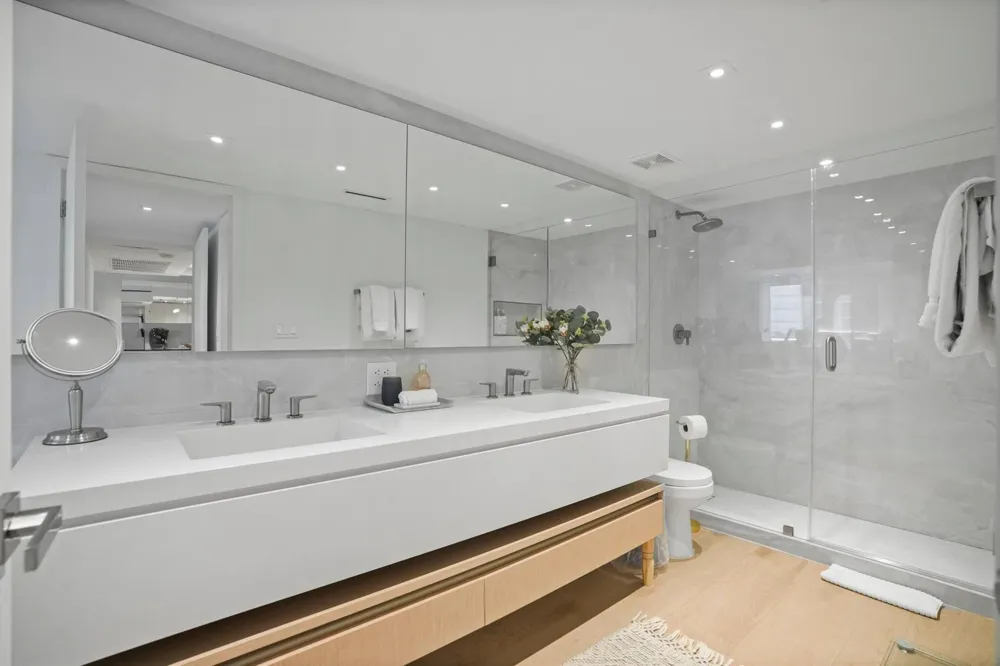 2301 COLLINS AVENUE #407 Miami Beach, FL 33139