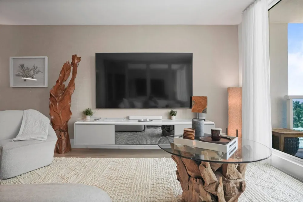 2301 COLLINS AVENUE #407 Miami Beach, FL 33139