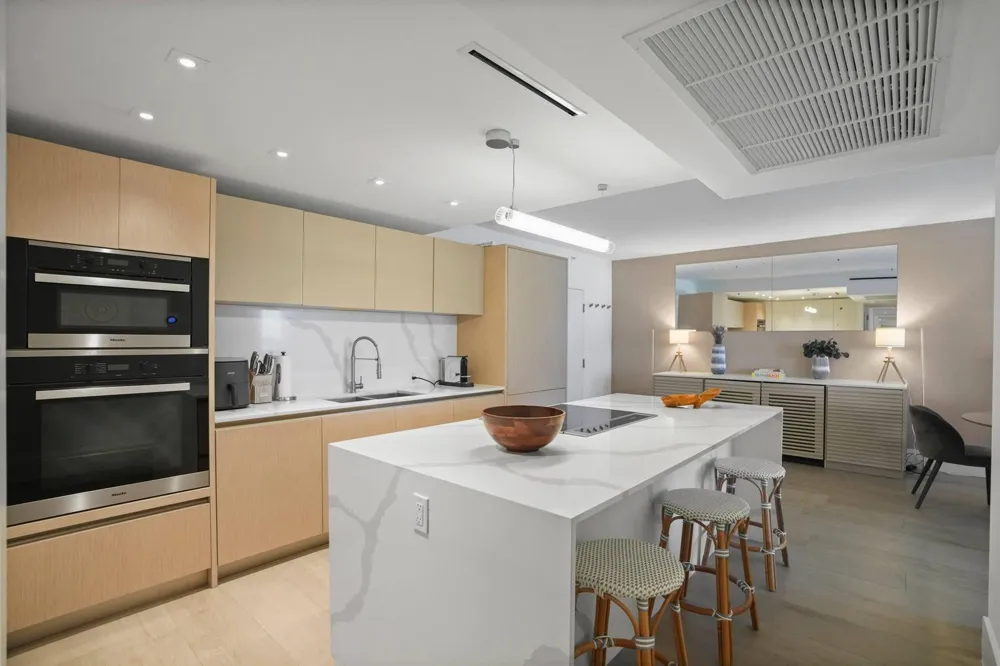 2301 COLLINS AVENUE #407 Miami Beach, FL 33139