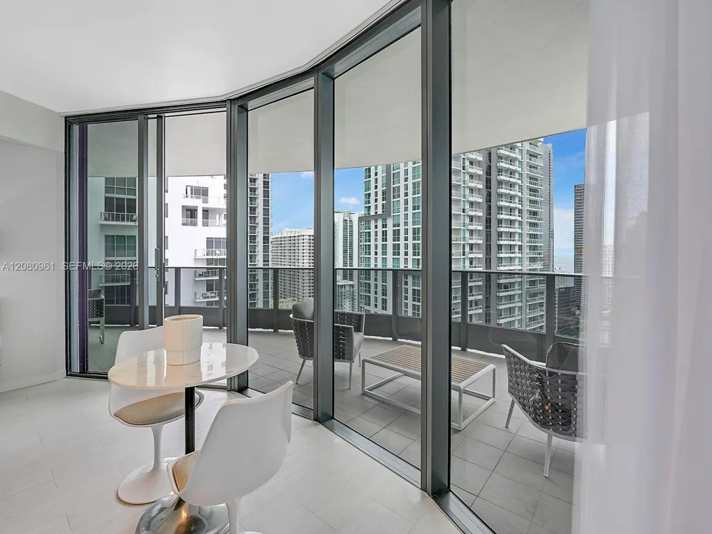 1000 Brickell Plz #3402 Miami, FL 33131