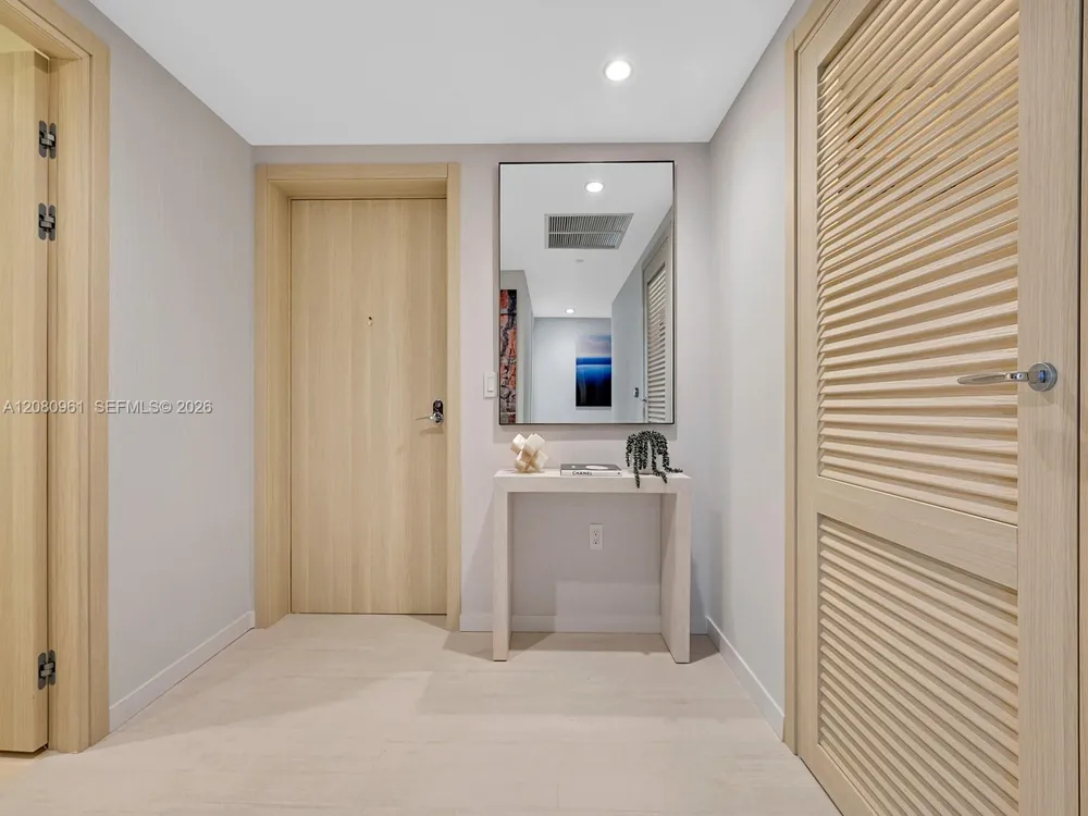 1000 Brickell Plz #3402 Miami, FL 33131