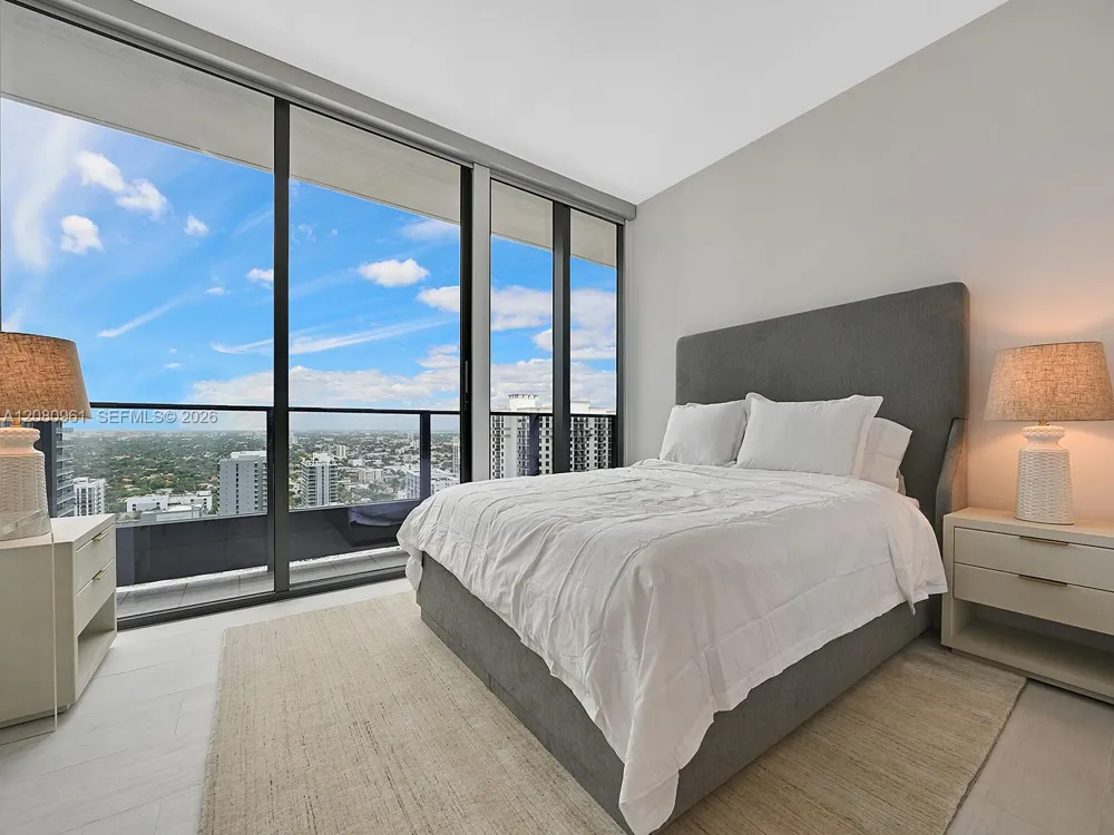 1000 Brickell Plz #3402 Miami, FL 33131