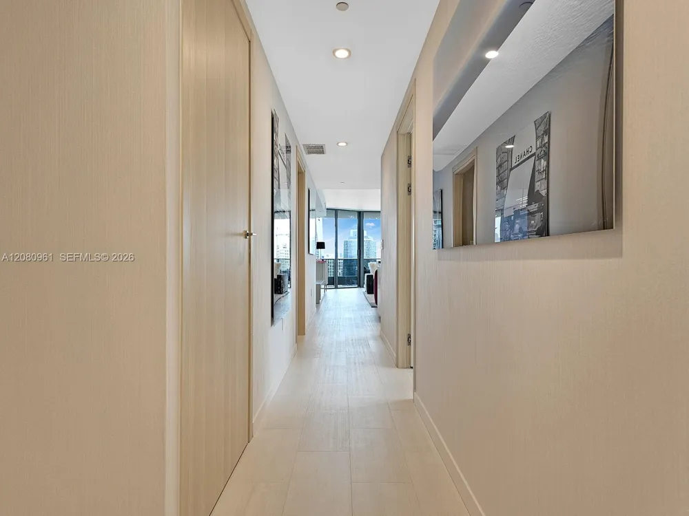 1000 Brickell Plz #3402 Miami, FL 33131