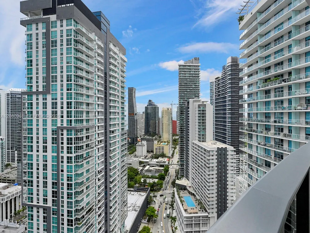 1000 Brickell Plz #3402 Miami, FL 33131