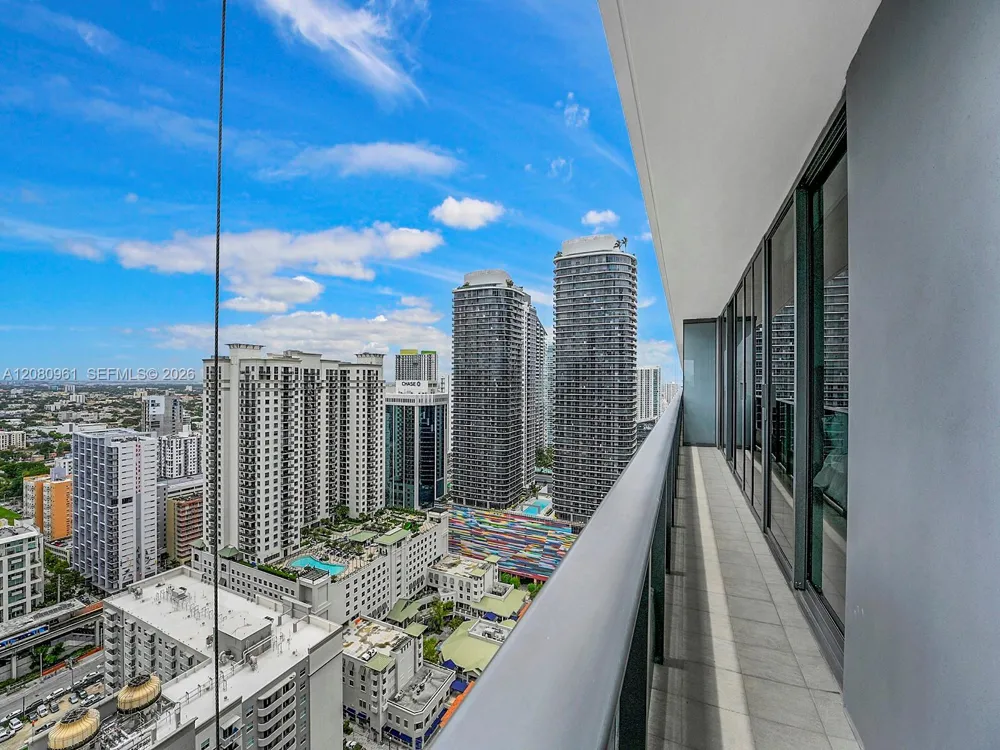 1000 Brickell Plz #3402 Miami, FL 33131