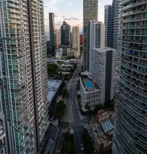 1000 Brickell Plz #3402 Miami, FL 33131