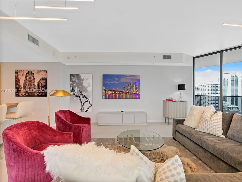 1000 Brickell Plz #3402 Miami, FL 33131