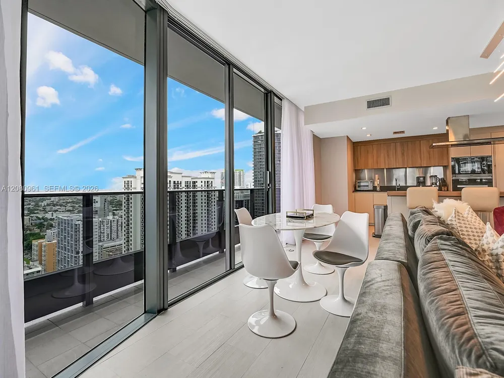 1000 Brickell Plz #3402 Miami, FL 33131