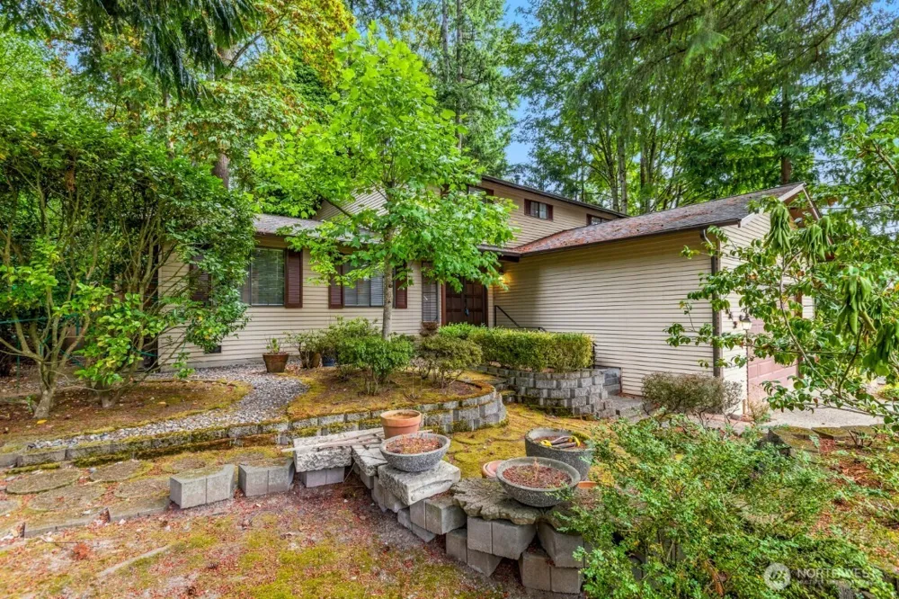 10612 NE 154th Place Bothell, WA 98011