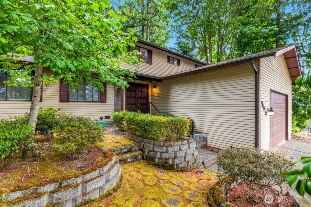 10612 NE 154th Place Bothell, WA 98011