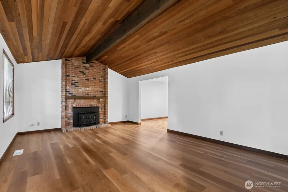 10612 NE 154th Place Bothell, WA 98011