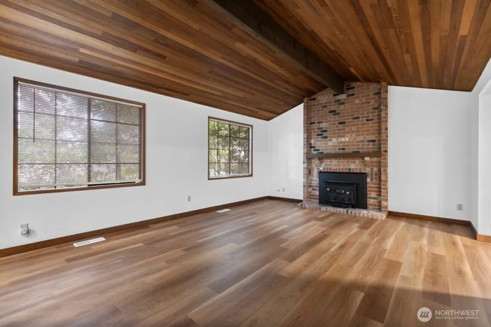 10612 NE 154th Place Bothell, WA 98011