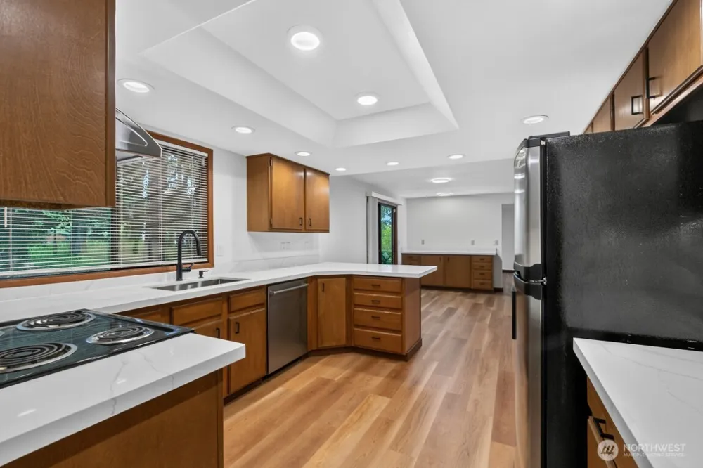 10612 NE 154th Place Bothell, WA 98011
