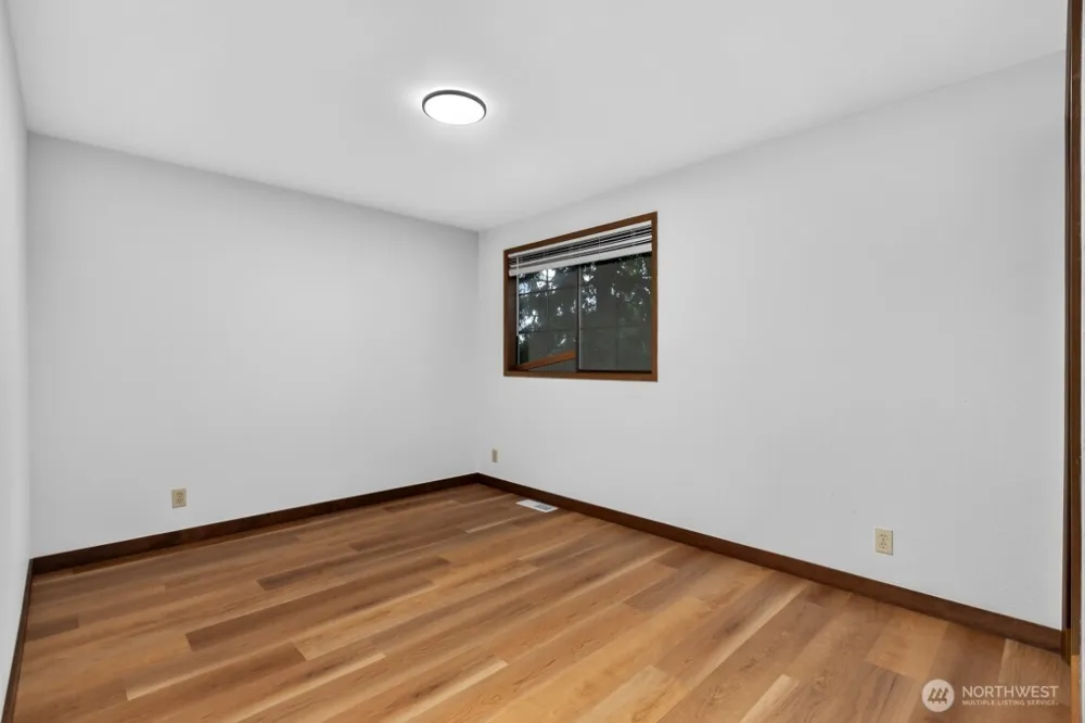 10612 NE 154th Place Bothell, WA 98011