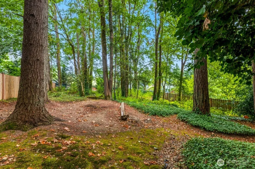 10612 NE 154th Place Bothell, WA 98011