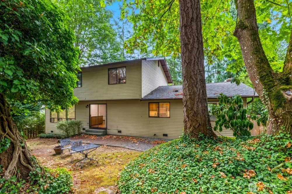 10612 NE 154th Place Bothell, WA 98011