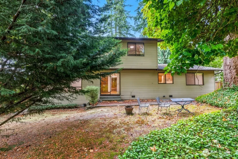 10612 NE 154th Place Bothell, WA 98011