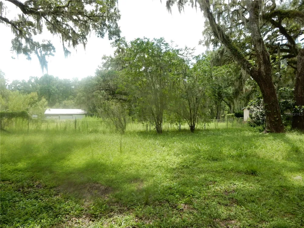 38036 CENTRAL AVENUE Zephyrhills, FL 33540