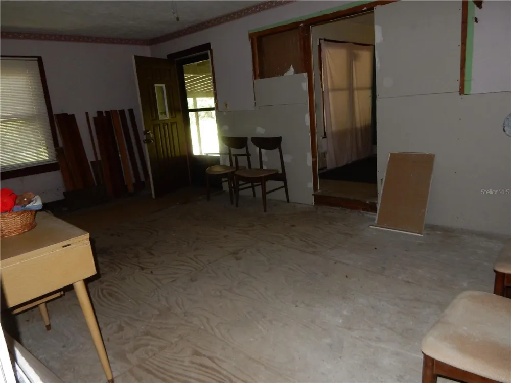 38036 CENTRAL AVENUE Zephyrhills, FL 33540