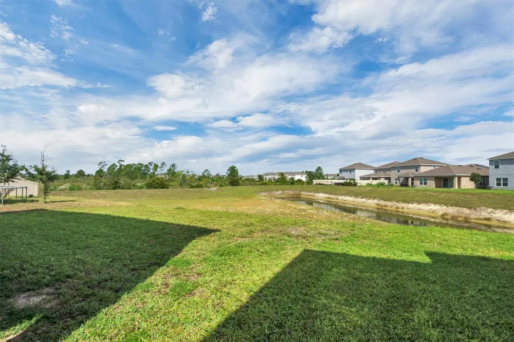 1250 ISLAND SLOUGH LANE Davenport, FL 33837