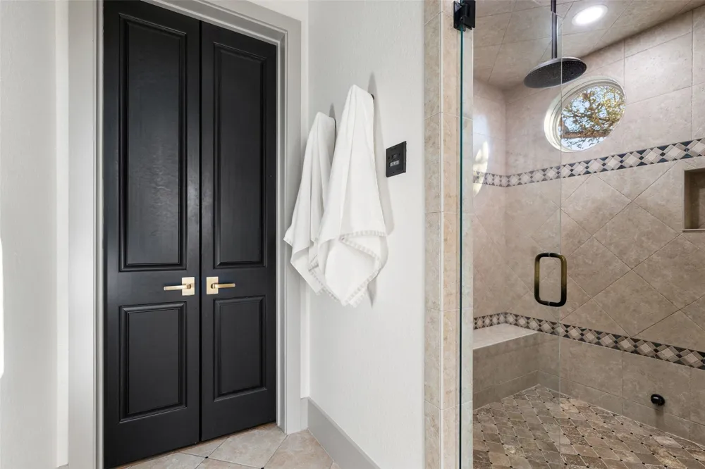 954 Riverforest Drive New Braunfels, TX 78132