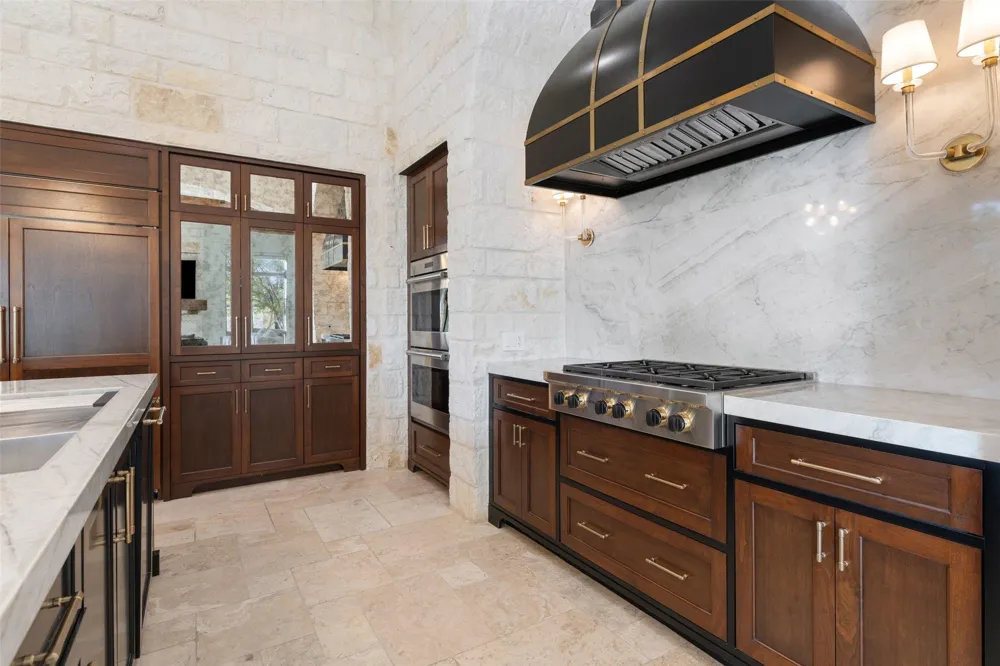 954 Riverforest Drive New Braunfels, TX 78132