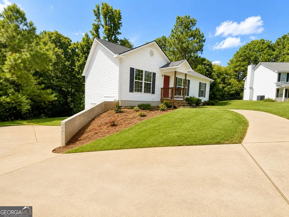 1104 Driftwood CT McDonough, GA 30252