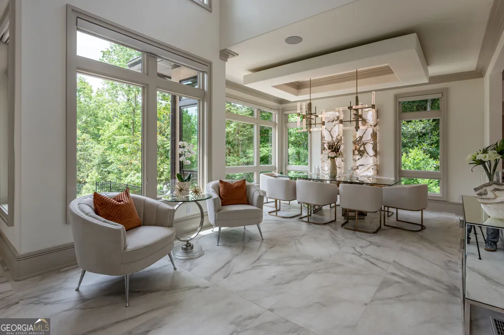 1090 Kingston DR Sandy Springs, GA 30342