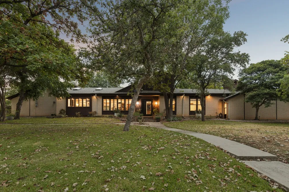 721 Verna Trail Fort Worth, TX 76108