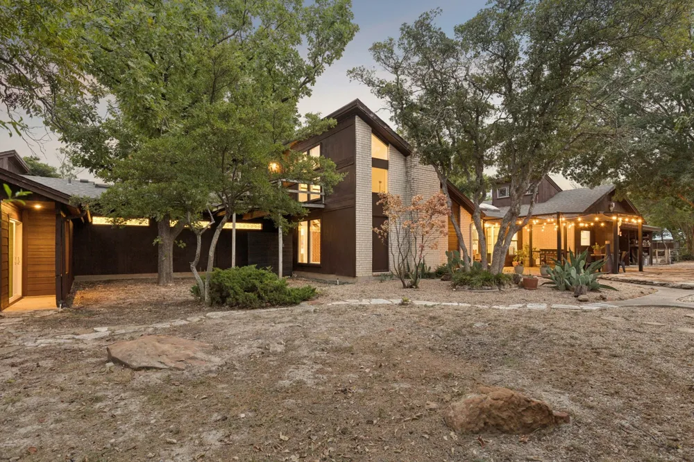 721 Verna Trail Fort Worth, TX 76108