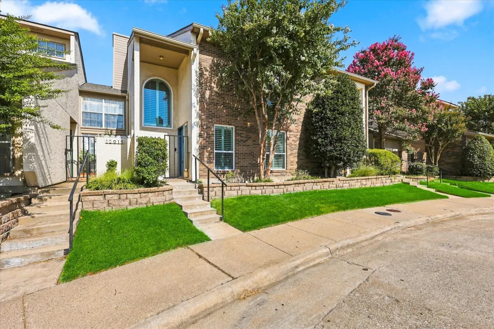 12919 Woodbend Lane Dallas, TX 75243
