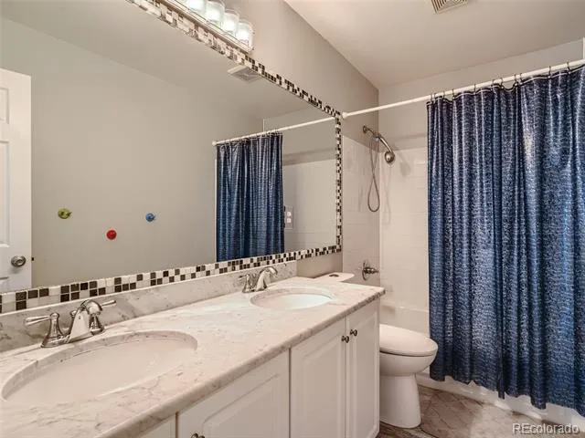5828 S Danube Street Aurora, CO 80015