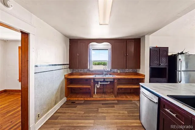 32638 County Road 10 Keenesburg, CO 80643