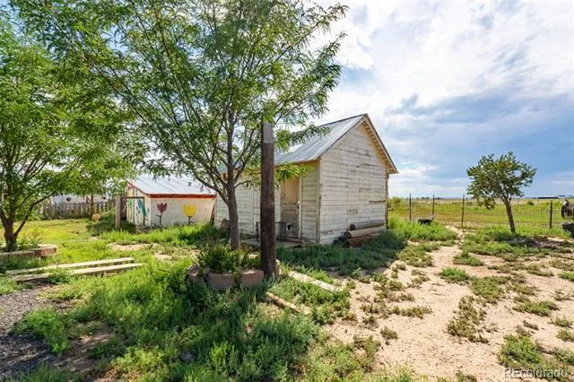32638 County Road 10 Keenesburg, CO 80643