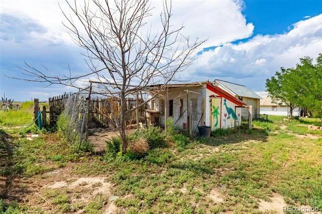 32638 County Road 10 Keenesburg, CO 80643