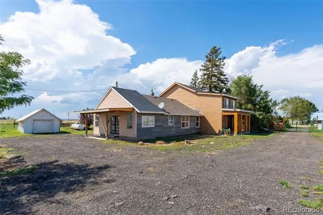32638 County Road 10 Keenesburg, CO 80643
